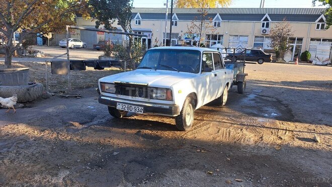 LADA (VAZ) 2107 1985, 98,681 km - 1.6 l - Qazax