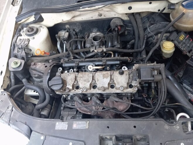 Volkswagen Polo 2001, 380,770 km - 1.4 l - Bakı