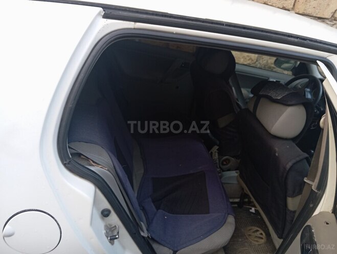 Volkswagen Polo 2001, 380,770 km - 1.4 l - Bakı