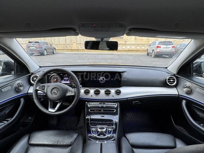 Mercedes E 220 d 2017, 241,000 km - 2.0 l - Bakı