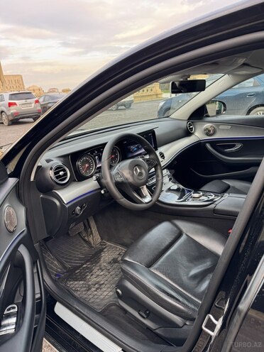 Mercedes E 220 d 2017, 241,000 km - 2.0 l - Bakı