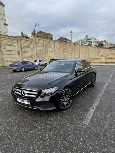 Mercedes E 220 d 2017, 241,000 km - 2.0 l - Bakı