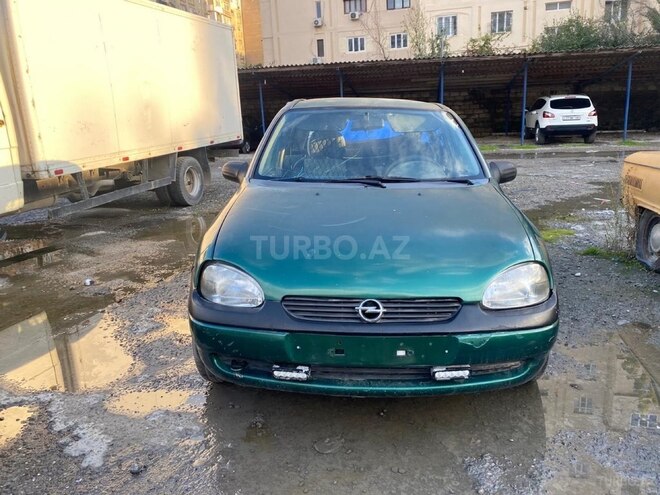 Opel Corsa 1998, 286,000 km - 1.4 l - Bakı