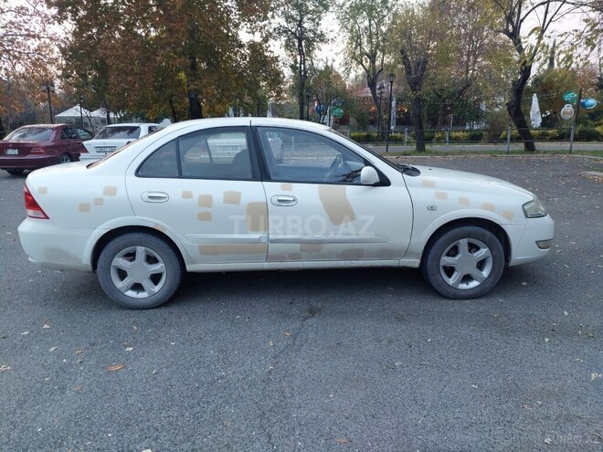 Nissan Sunny 2011, 295,000 km - 1.6 л - Qəbələ