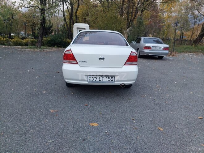 Nissan Sunny 2011, 295,000 km - 1.6 л - Qəbələ
