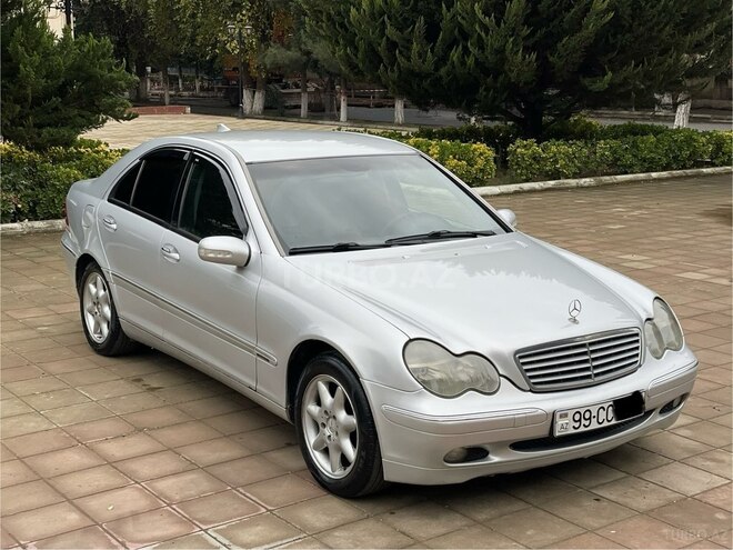 Mercedes C 220 d 2000, 222,222 km - 2.2 l - Salyan