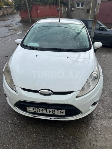 Ford Fiesta 2009, 228,000 km - 1.4 л - Bakı