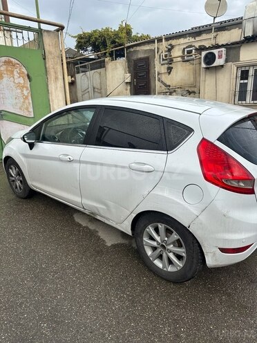 Ford Fiesta 2009, 228,000 km - 1.4 л - Bakı