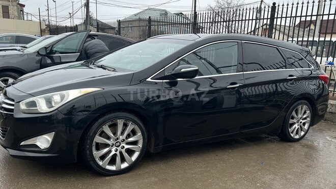 Hyundai i40 2012, 221,000 km - 1.7 л - Qusar