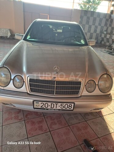 Mercedes E 200 1997, 350,000 km - 20.0 l - Gəncə