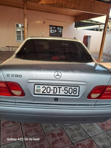 Mercedes E 200 1997, 350,000 km - 20.0 l - Gəncə