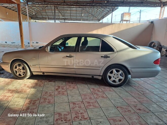 Mercedes E 200 1997, 350,000 km - 20.0 l - Gəncə