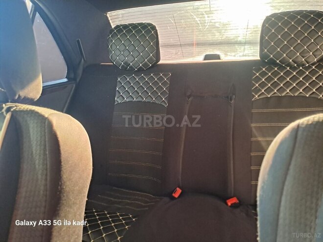 Mercedes E 200 1997, 350,000 km - 20.0 l - Gəncə
