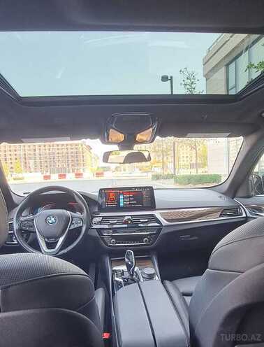 BMW 530 2021, 75,000 km - 2.0 л - Bakı