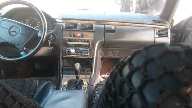 Mercedes E 220 d 1997, 343,123 km - 2.2 l - Bakı