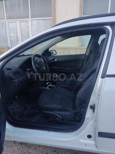 Opel Astra 2006, 199,000 km - 1.3 l - Bakı