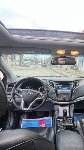 Hyundai i40 2012, 221,000 km - 1.7 л - Qusar