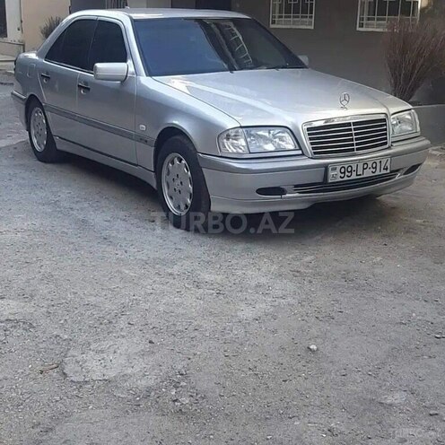 Mercedes C 220 d 2000, 257,000 km - 2.2 l - Ucar