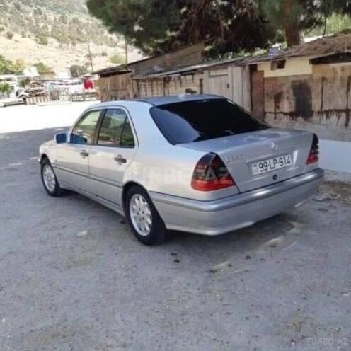 Mercedes C 220 d 2000, 257,000 km - 2.2 l - Ucar