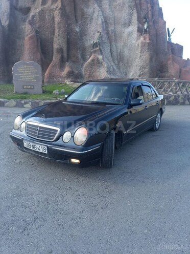 Mercedes E 270 1999, 444,062 km - 2.7 л - Xaçmaz