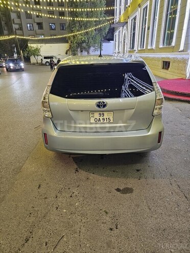 Toyota Prius V 2012, 270,000 km - 1.8 l - Bakı