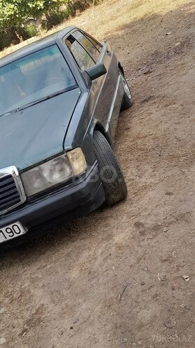 Mercedes 190 1987, 273,839 km - 2.6 l - Bərdə