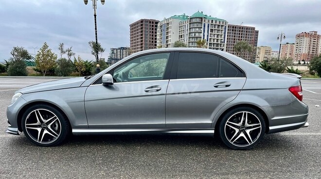 Mercedes C 300 2009, 125,000 km - 3.0 l - Sumqayıt