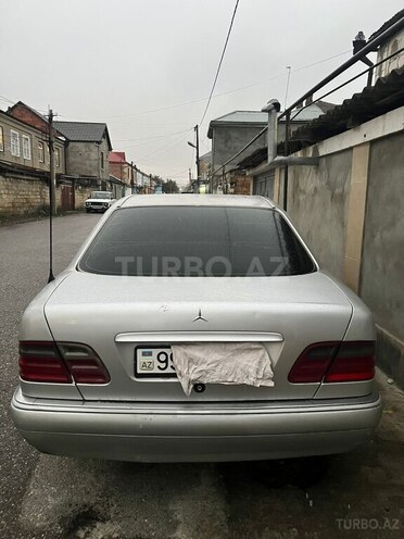 Mercedes E 200 1996, 253,680 km - 2.0 л - Quba
