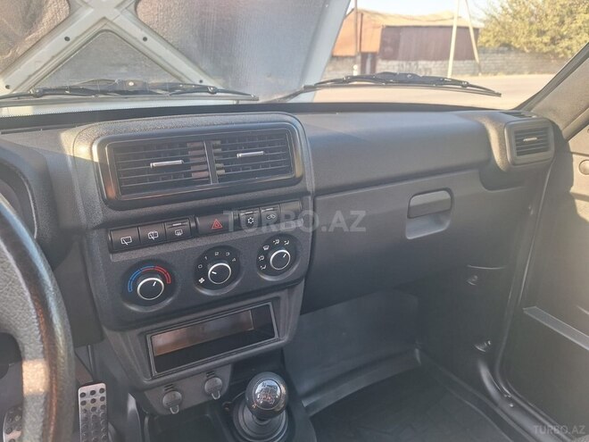 LADA (VAZ) Niva 2021, 75,727 km - 1.7 l - Ucar