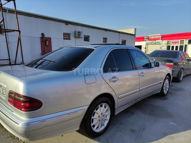 Mercedes E 220 d 2000, 999,999 km - 2.2 l - Bakı