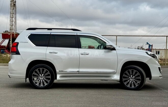 Toyota Land Cruiser Prado-2