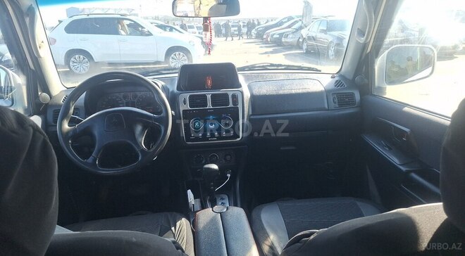 Mitsubishi Pajero io 2000, 295,000 km - 2.0 l - Bakı