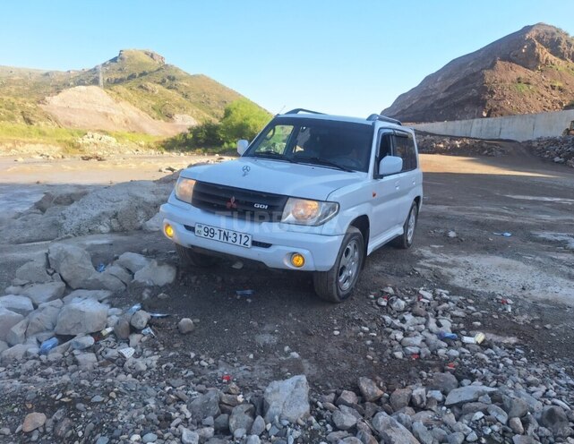 Mitsubishi Pajero io 2000, 295,000 km - 2.0 l - Bakı
