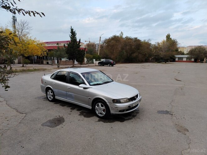 Opel Vectra 1999, 171,566 km - 1.8 l - Sumqayıt