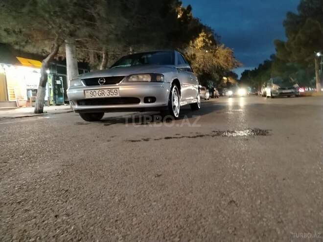 Opel Vectra 1999, 171,566 km - 1.8 l - Sumqayıt