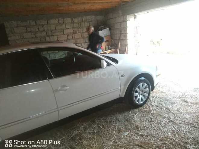 Volkswagen Passat 2001, 311,000 km - 1.8 л - Bakı