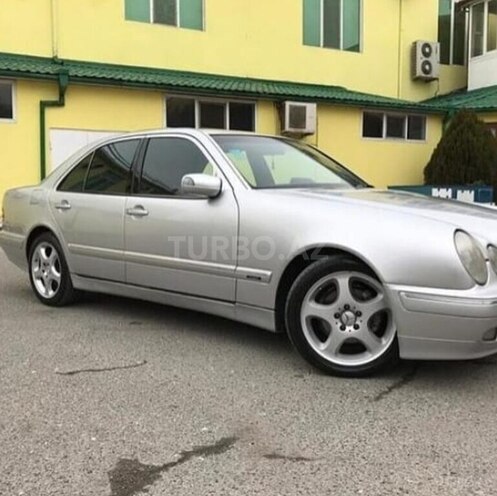 Mercedes E 220 1999, 257,000 km - 2.2 л - Ağsu