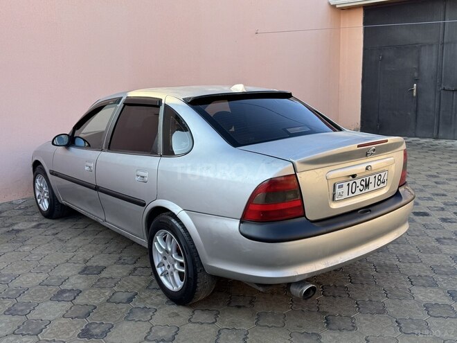 Opel Vectra 1997, 300,000 km - 2.5 l - Sumqayıt