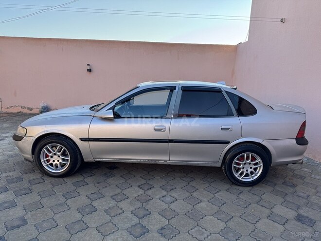Opel Vectra 1997, 300,000 km - 2.5 l - Sumqayıt
