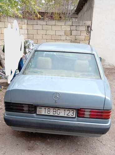 Mercedes 190 1993, 310,000 km - 2.6 l - Sumqayıt