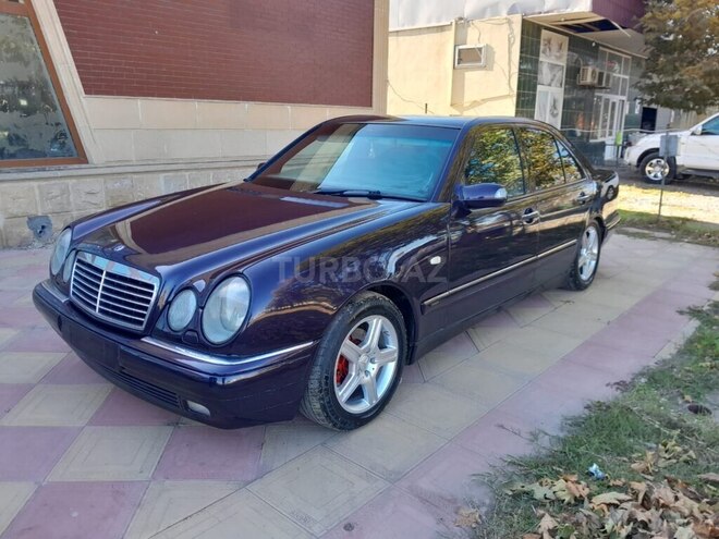 Mercedes E 240 1998, 280,000 km - 2.4 l - Mingəçevir