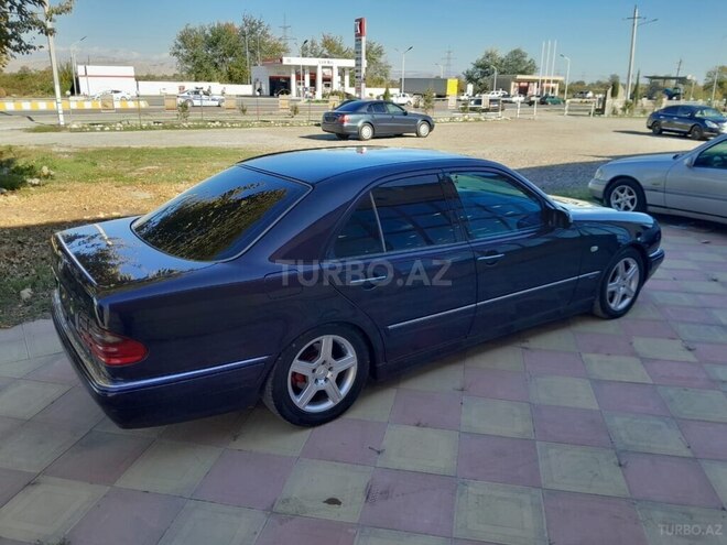 Mercedes E 240 1998, 280,000 km - 2.4 l - Mingəçevir