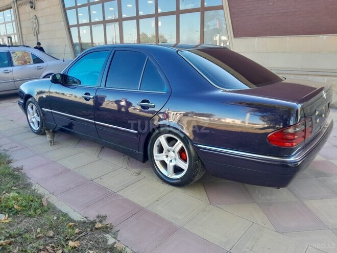 Mercedes E 240 1998, 280,000 km - 2.4 l - Mingəçevir