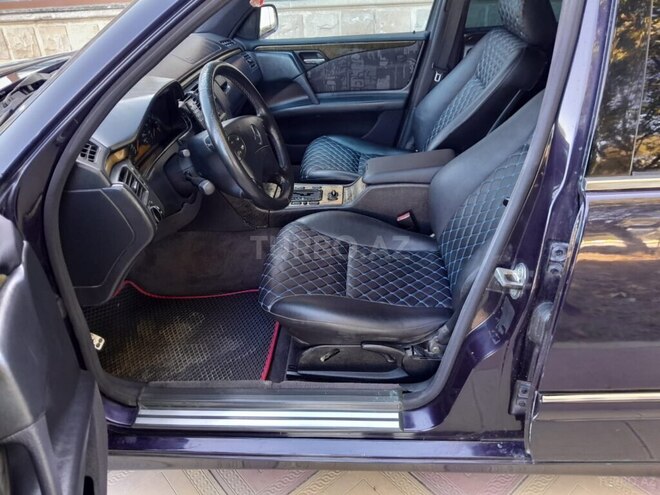 Mercedes E 240 1998, 280,000 km - 2.4 l - Mingəçevir