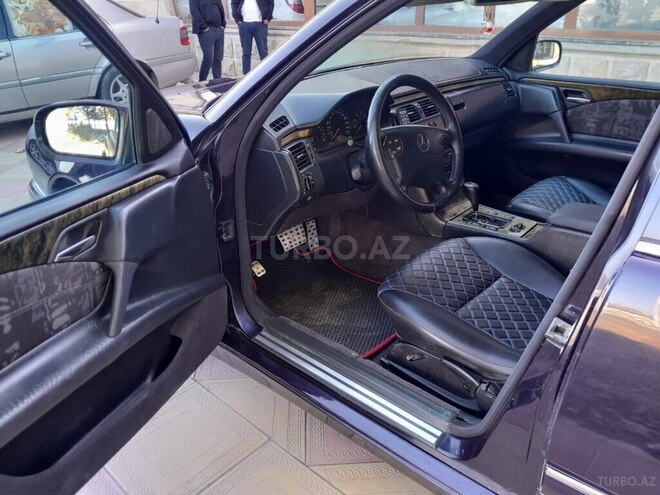 Mercedes E 240 1998, 280,000 km - 2.4 l - Mingəçevir
