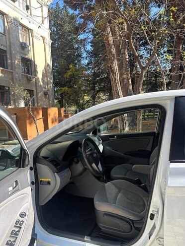 Hyundai Accent 2017, 140,500 km - 1.6 l - Bakı