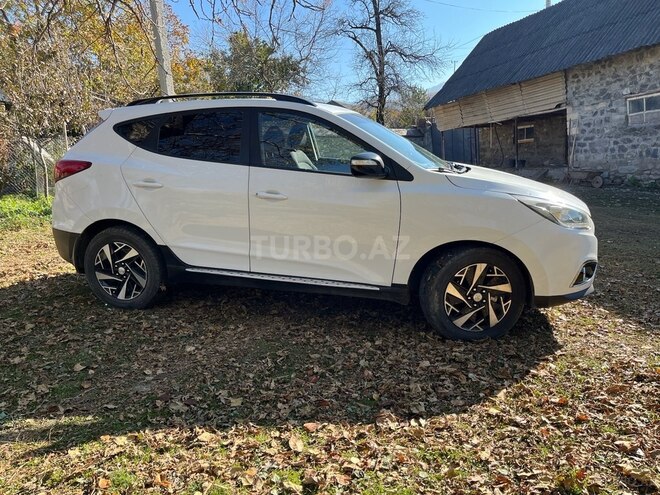 Hyundai ix35 2014, 196,000 km - 2.0 л - Bakı