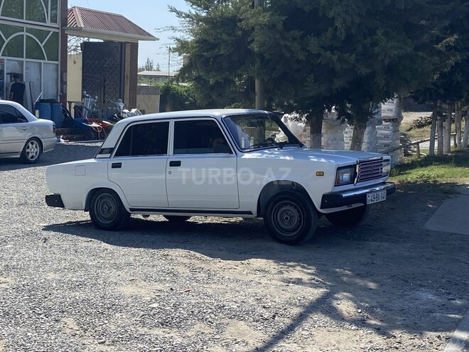 LADA (VAZ) 2107 2009, 70,000 km - 1.6 l - Saatlı