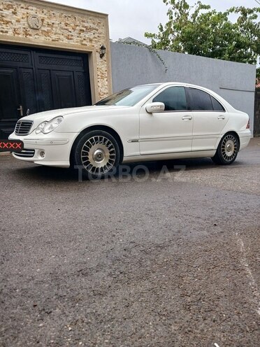 Mercedes C 220 d 2000, 320,000 km - 2.2 л - Bakı