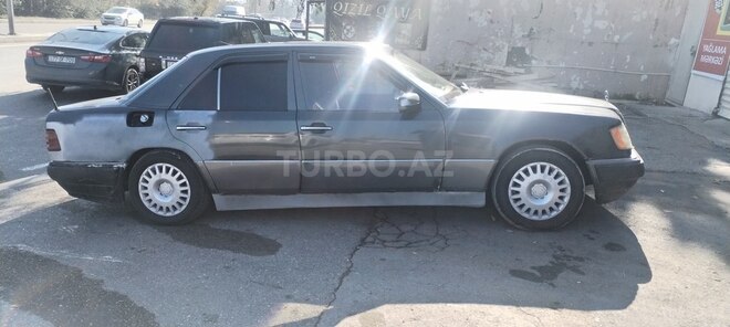 Mercedes E 220 1993, 444,444 km - 2.2 л - Bakı